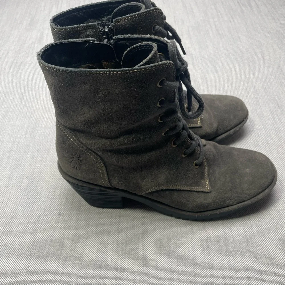 Fly London Wune Lace Up Steampunk Goth Suede Bootie Diesel Oil Gray EU 40